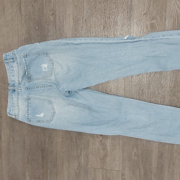 Streetwear Society distressed jeans. Size 0/1. - Picture 2 of 6